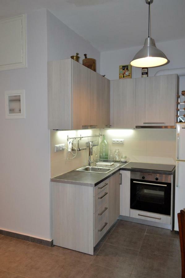 Central Kalamata Cozy Apartment 外观 照片